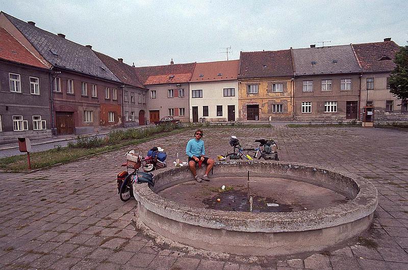 WT 4100 382-25 Czech Rep.jpg
